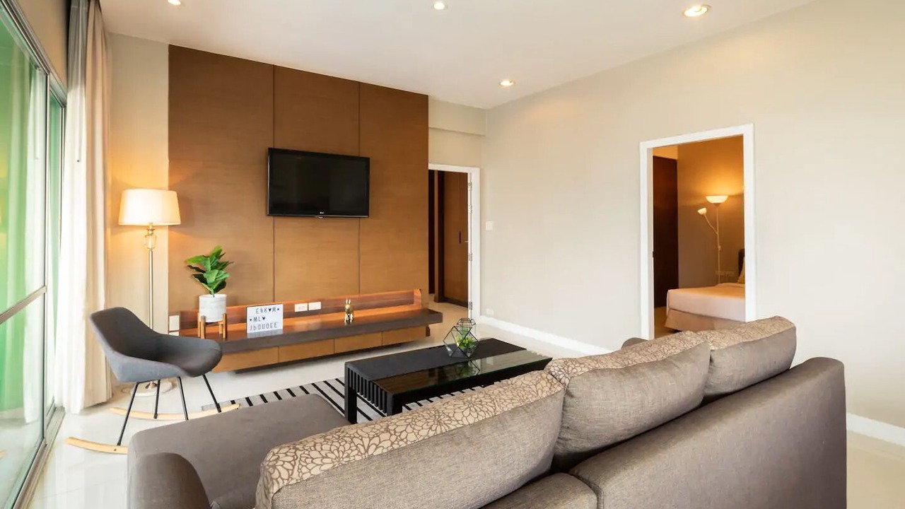 Photo of Livingroom in Khlong Toei