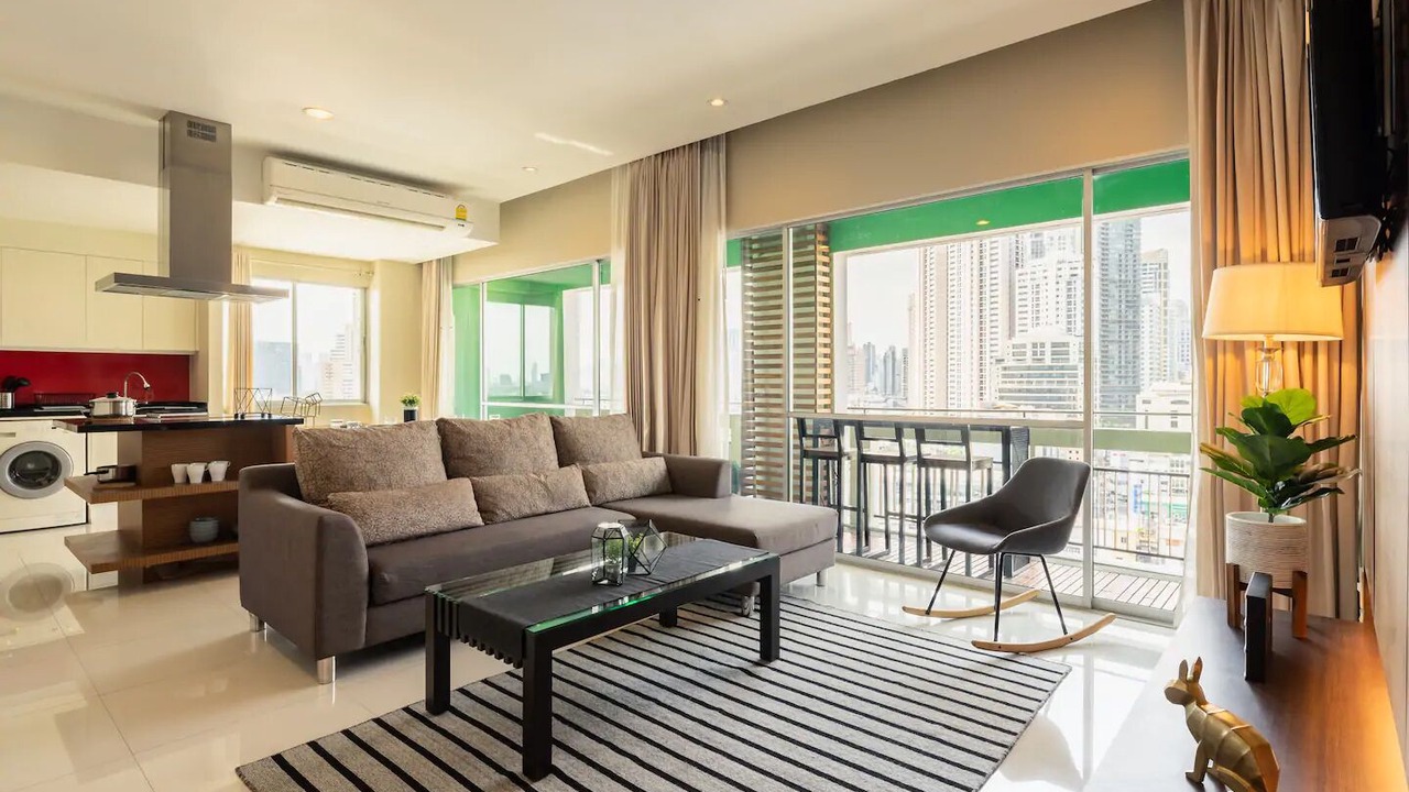 Photo of Livingroom in Khlong Toei