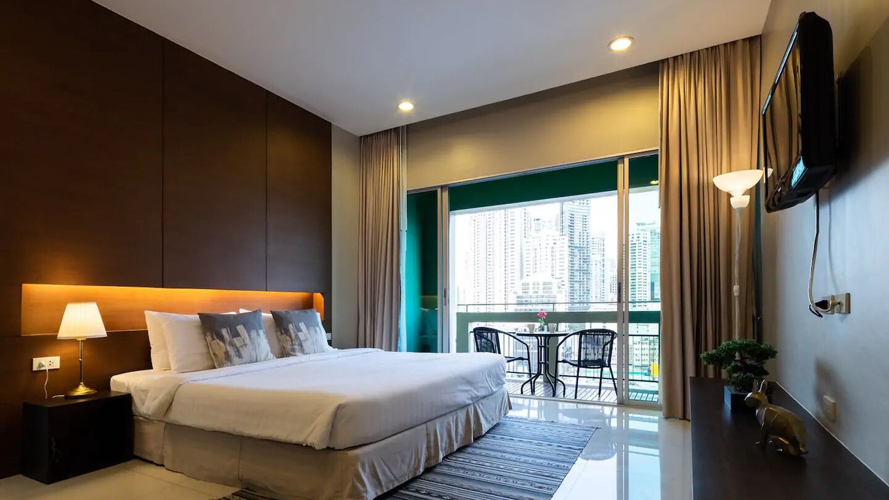 Photo of Bedroom in Khlong Toei