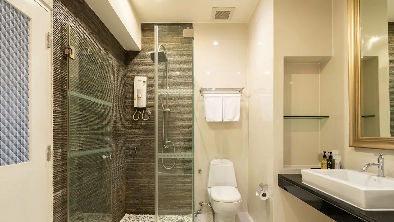 Photo of Bathroom in Khlong Toei