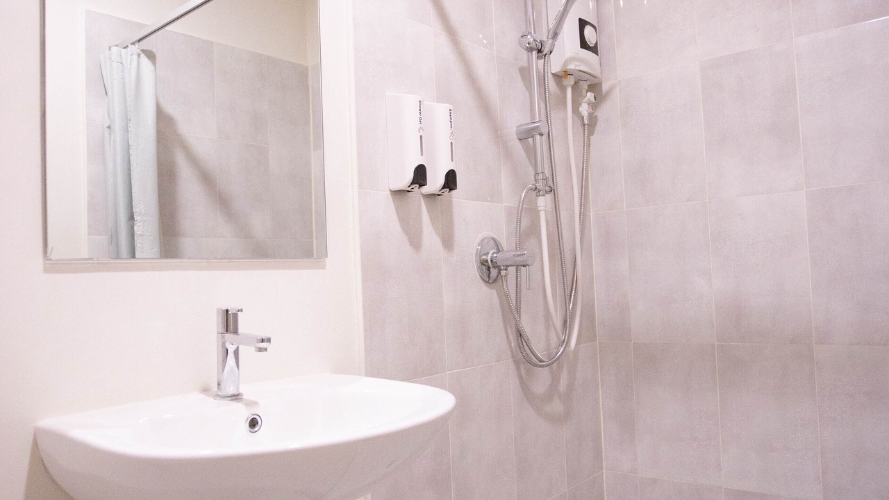Photo of Bathroom in Old City