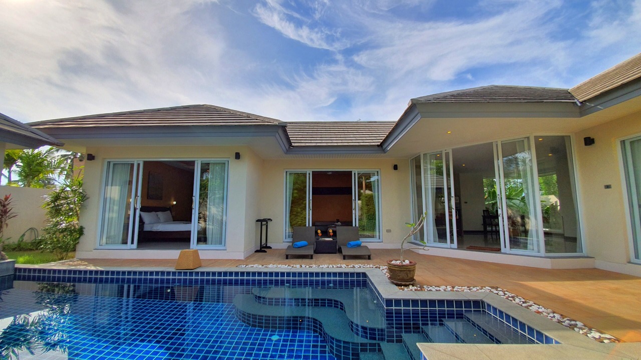 Photo of Outdoor in Lipa Noi