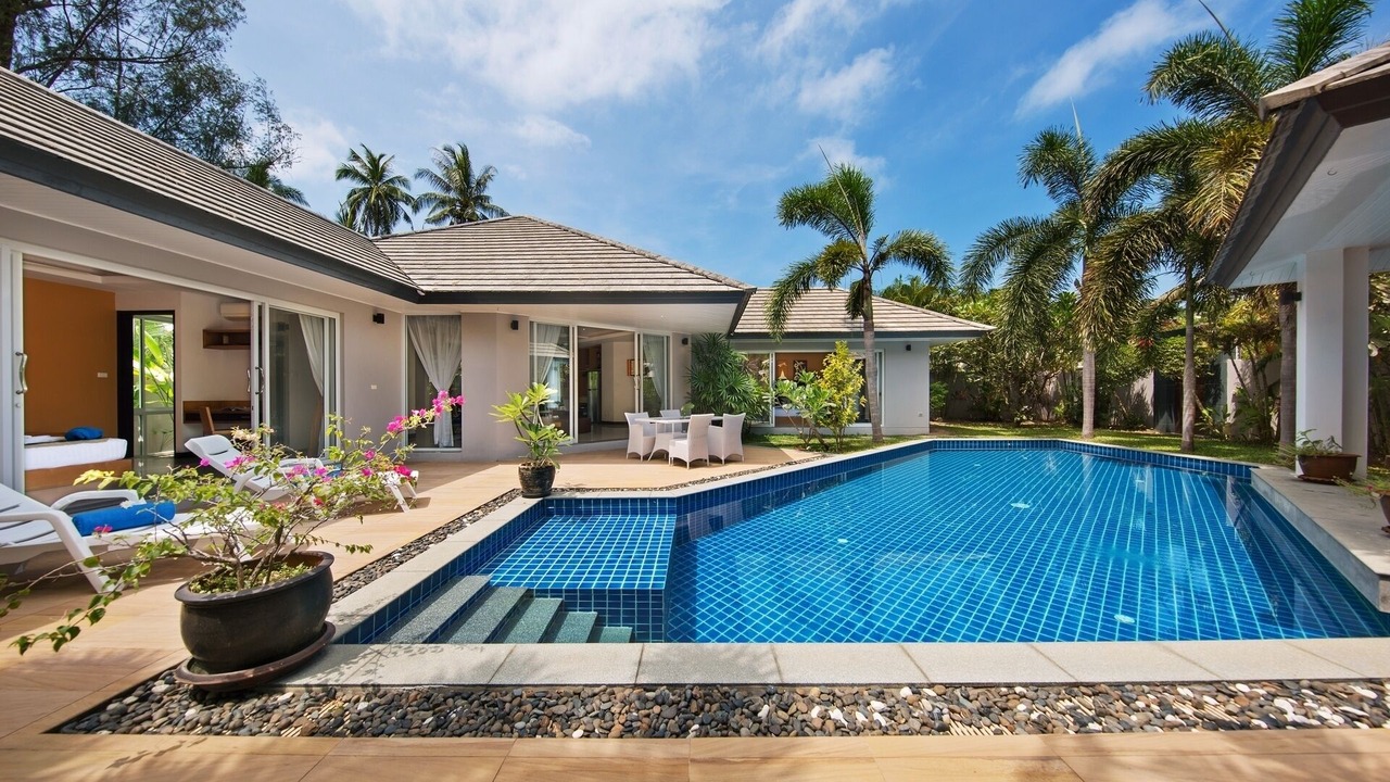 Photo of Outdoor in Lipa Noi