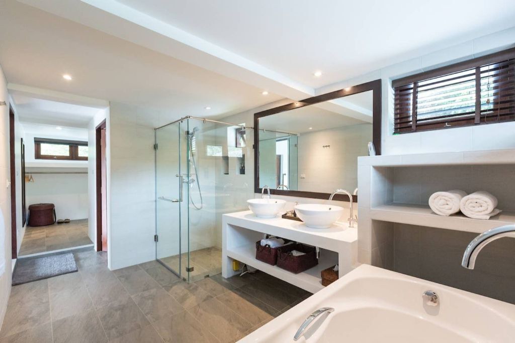 Photo of Bathroom in Ko Pha-ngan