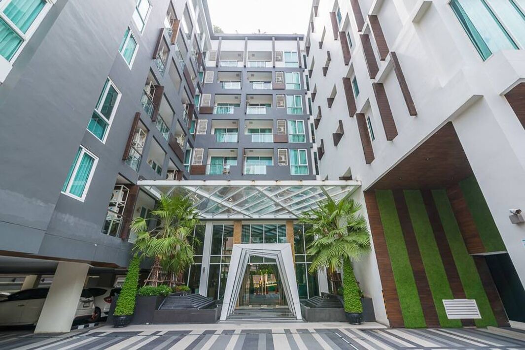 Photo of Outdoor in Khlong Toei Nuea