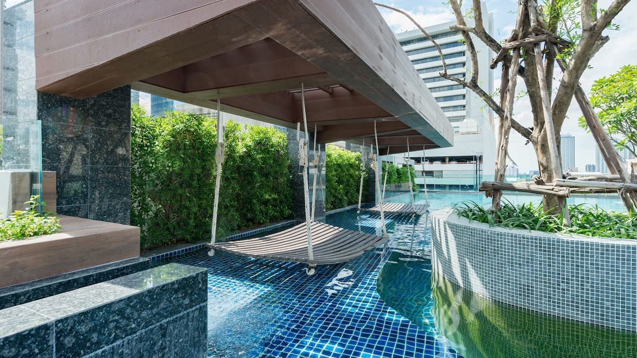 Photo of Outdoor in Khlong Toei Nuea