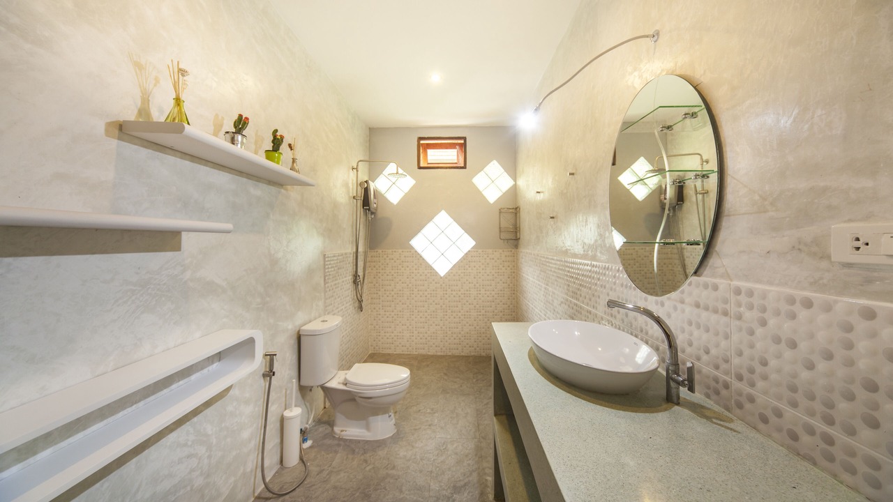 Photo of Bathroom in Srithanu