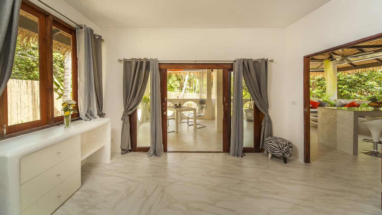 Photo of Livingroom in Srithanu