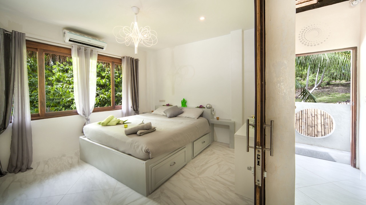 Photo of Bedroom in Srithanu