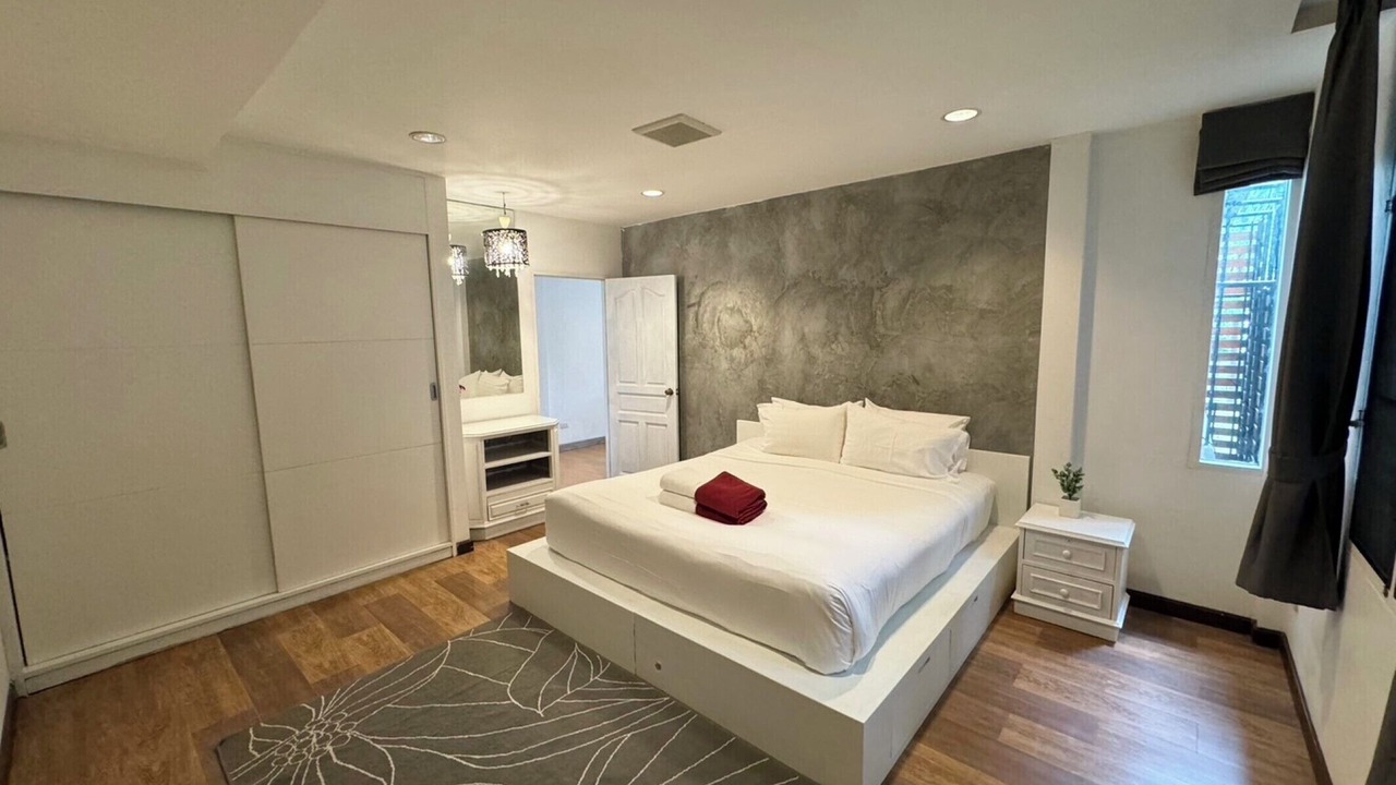 Photo of Bedroom in Maret