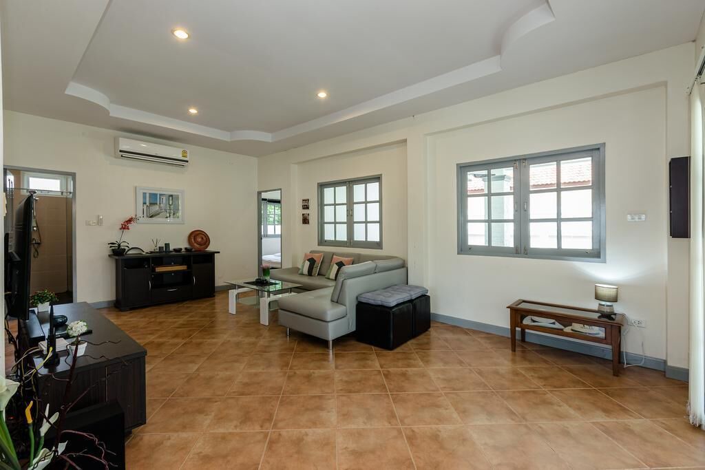 Photo of Livingroom in Hin Lek Fai