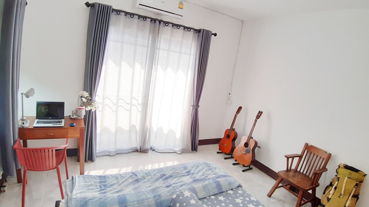 Photo of Bedroom in Mae Jo