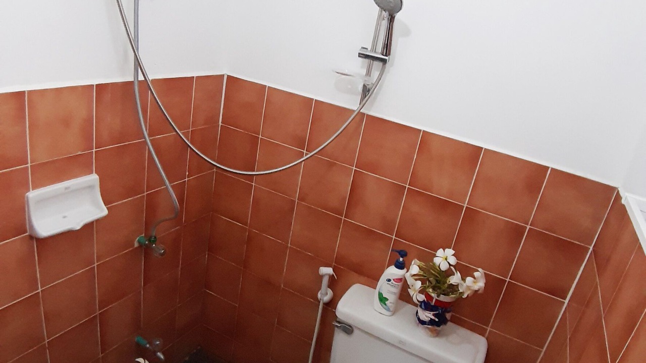 Photo of Bathroom in Mae Jo