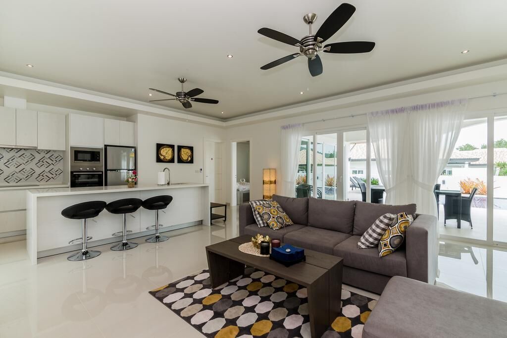 Photo of Livingroom in Hin Lek Fai