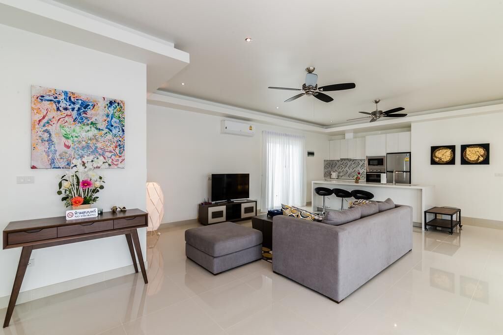Photo of Livingroom in Hin Lek Fai
