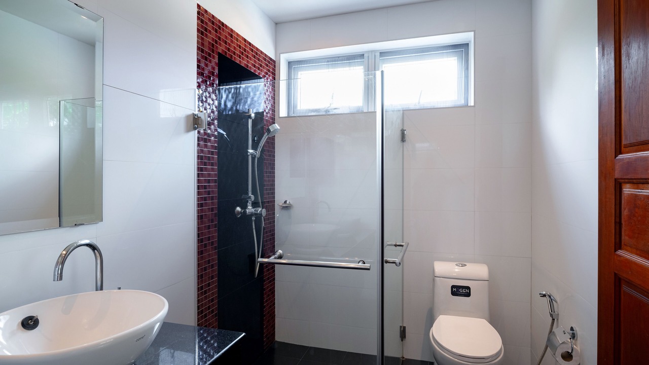 Photo of Bathroom in Hin Lek Fai