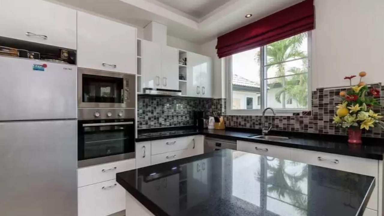 Photo of Kitchen in Hin Lek Fai