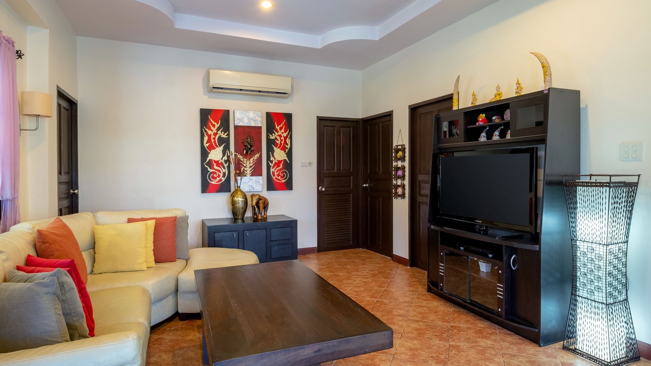 Photo of Livingroom in Hin Lek Fai