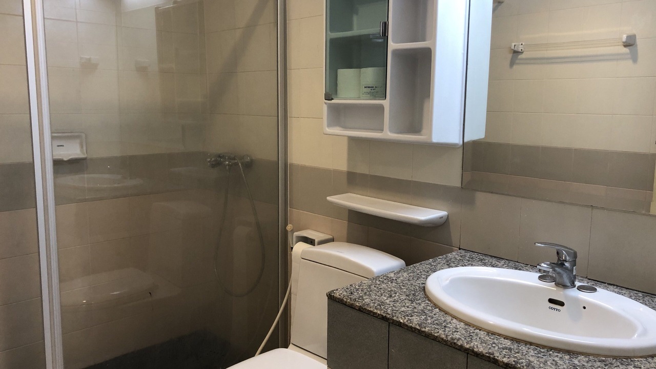 Photo of Bathroom in Ploenchit