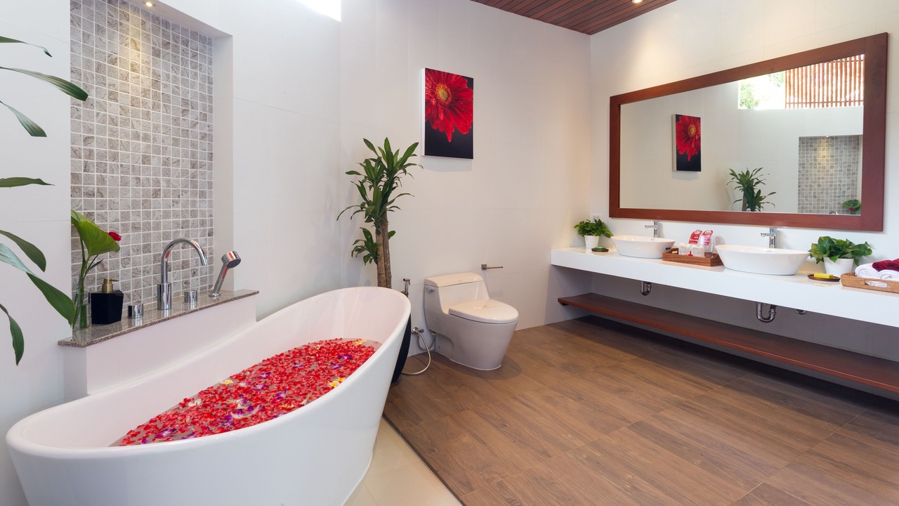 Photo of Bathroom in Chaweng City Center