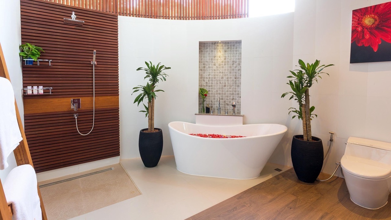 Photo of Bathroom in Chaweng City Center