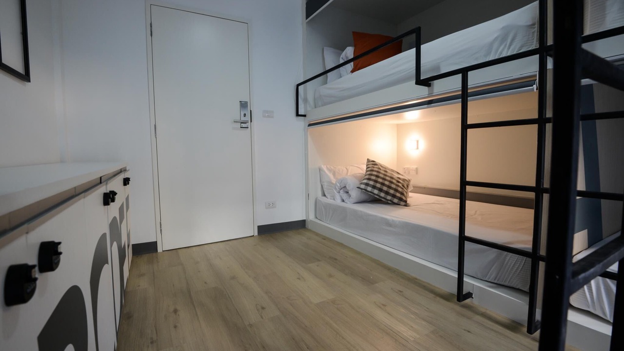 Photo of Bedroom in Khlong Tan