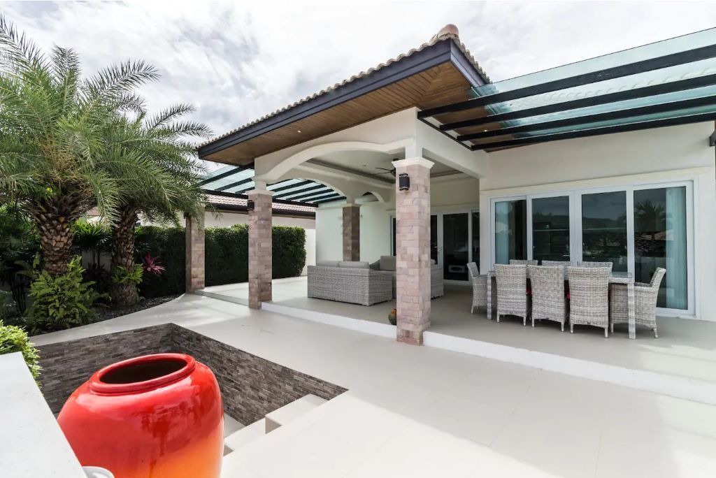 Photo of Outdoor in Hin Lek Fai