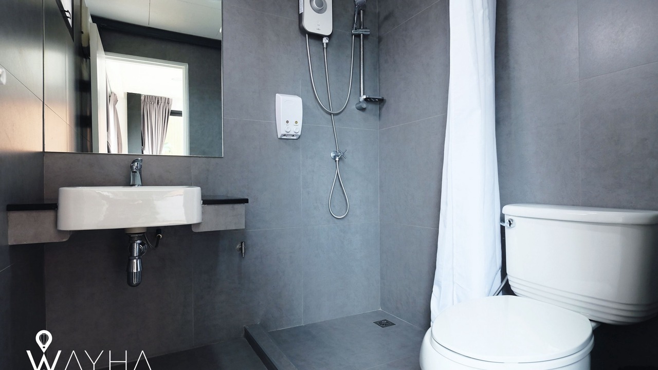 Photo of Bathroom in Lak Si