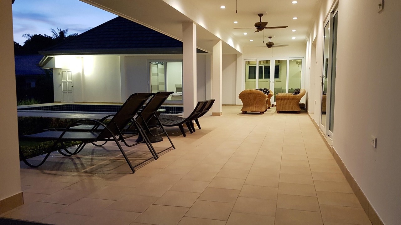 Photo of Patio Balcony in Wang Pong