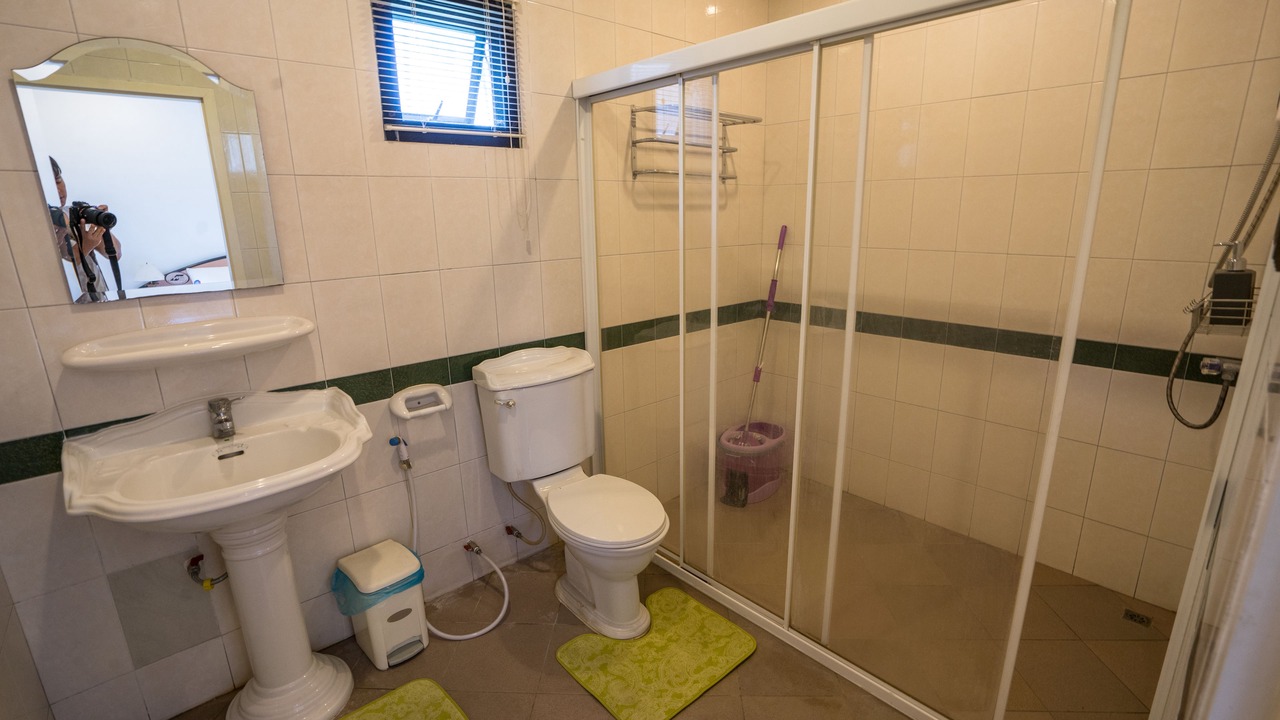 Photo of Bathroom in Khanong Phra