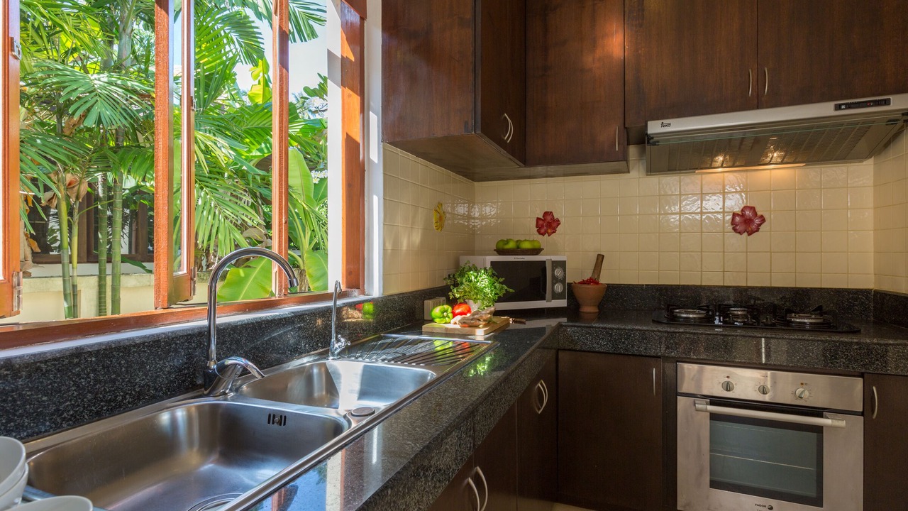 Photo of Kitchen in Laem Set