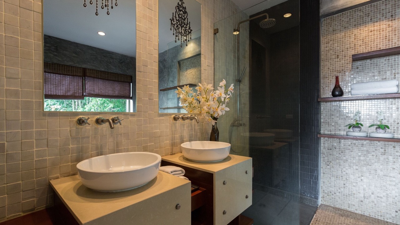 Photo of Bathroom in Mae Nam
