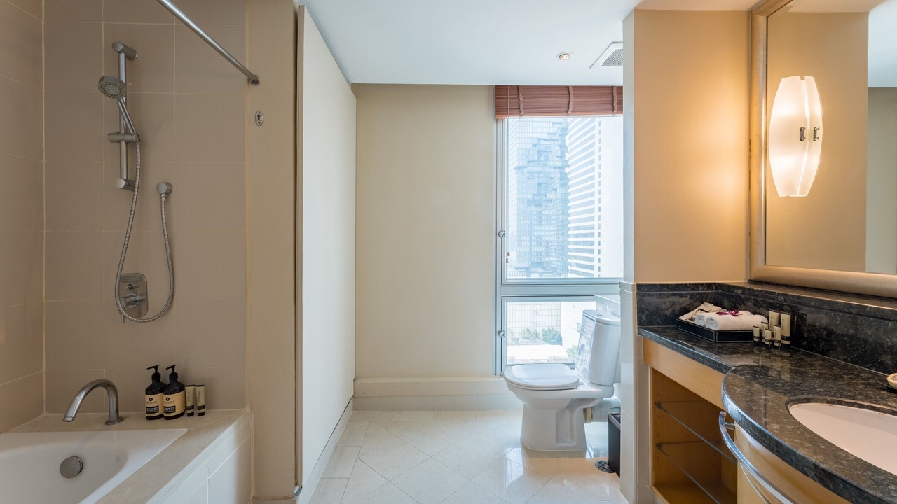Photo of Bathroom in Yan Nawa