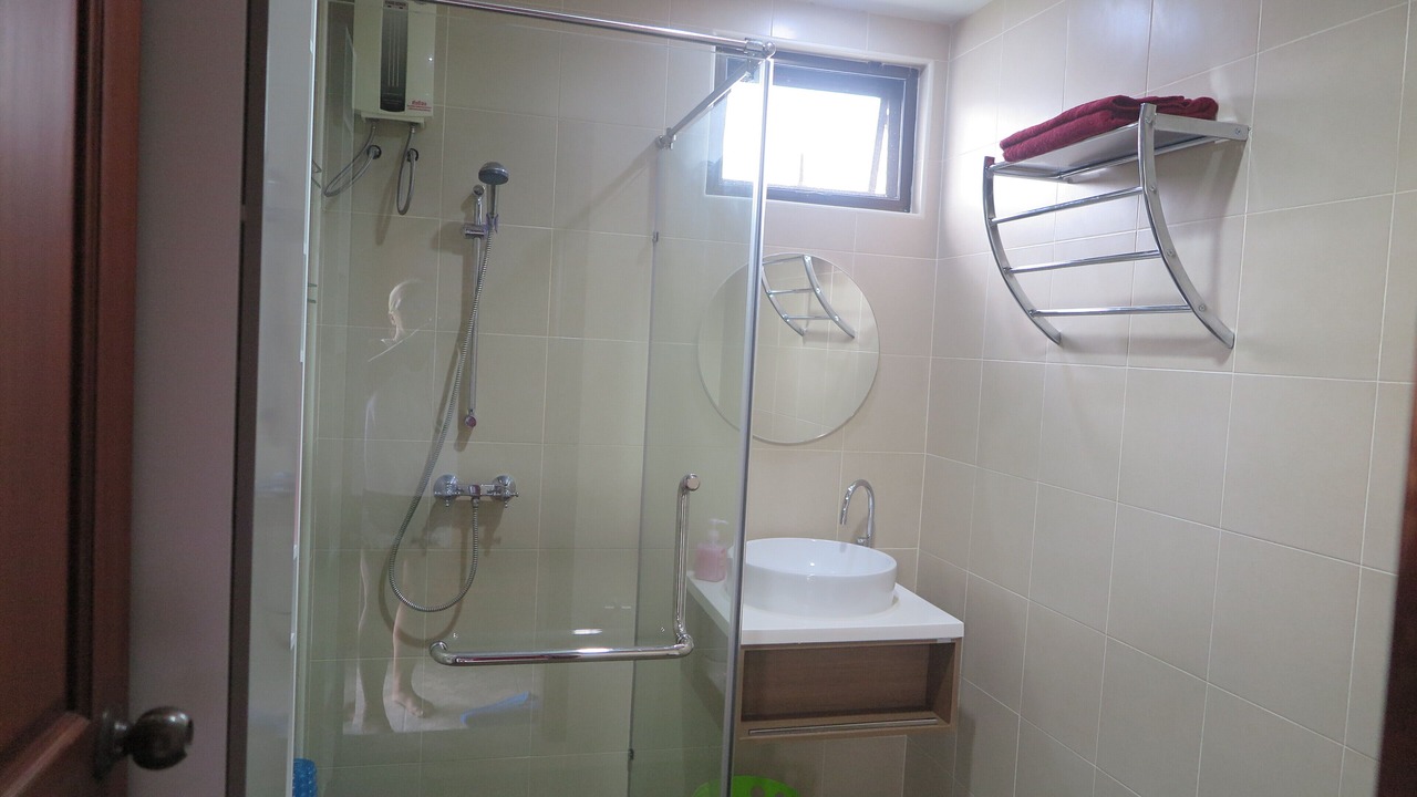 Photo of Bathroom in Kram