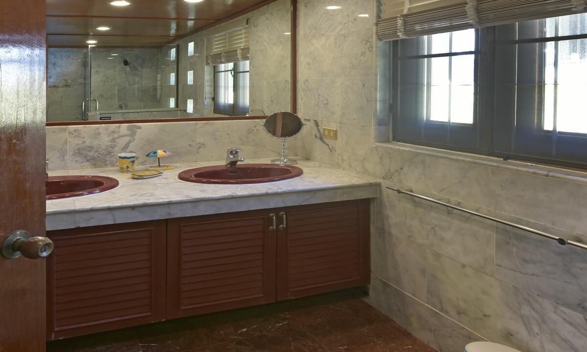 Photo of Bathroom in Bang Po