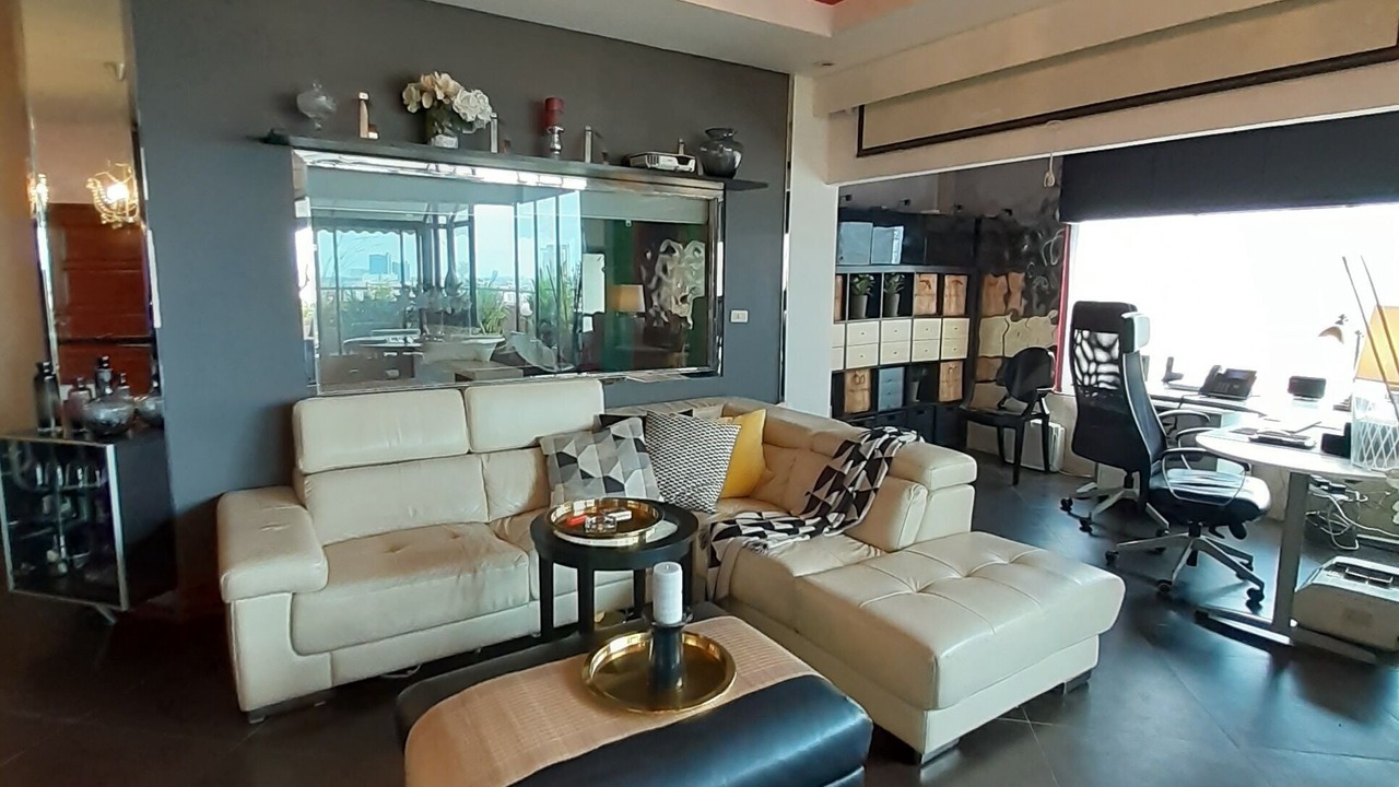 Photo of Livingroom in Bang Na
