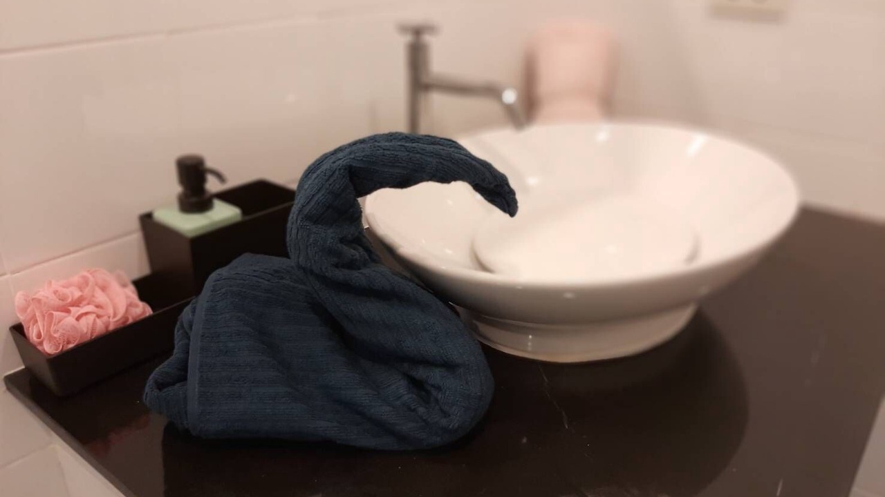 Photo of Bathroom in Tha Raeng