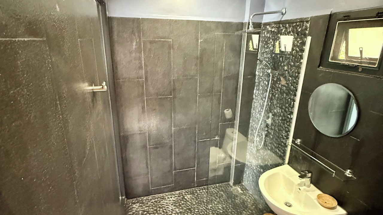 Photo of Bathroom in Hua Thanon