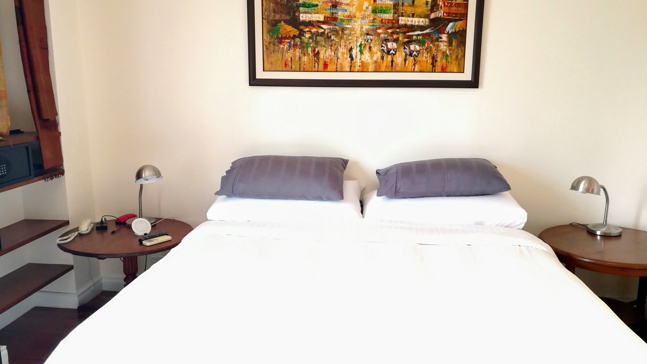 Photo of Bedroom in Embassy District