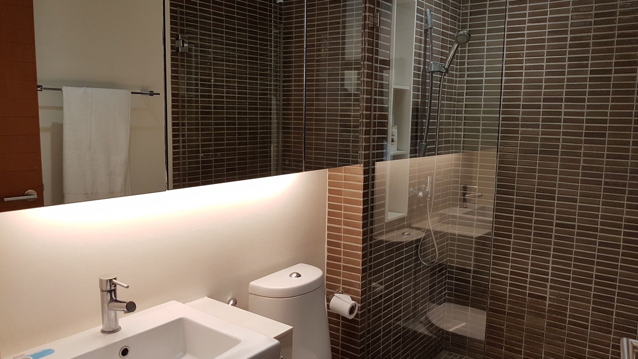 Photo of Bathroom in Pak Nam Pran