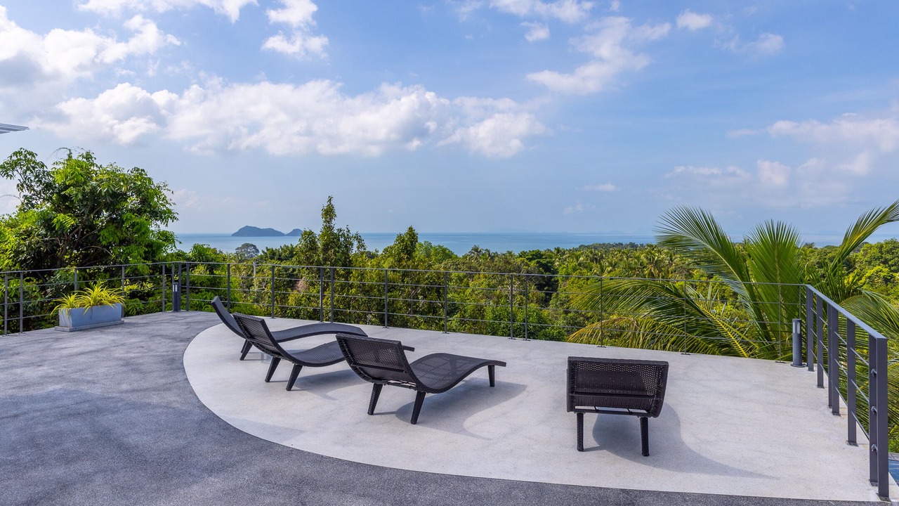 Photo of Patio Balcony in Hin Hong