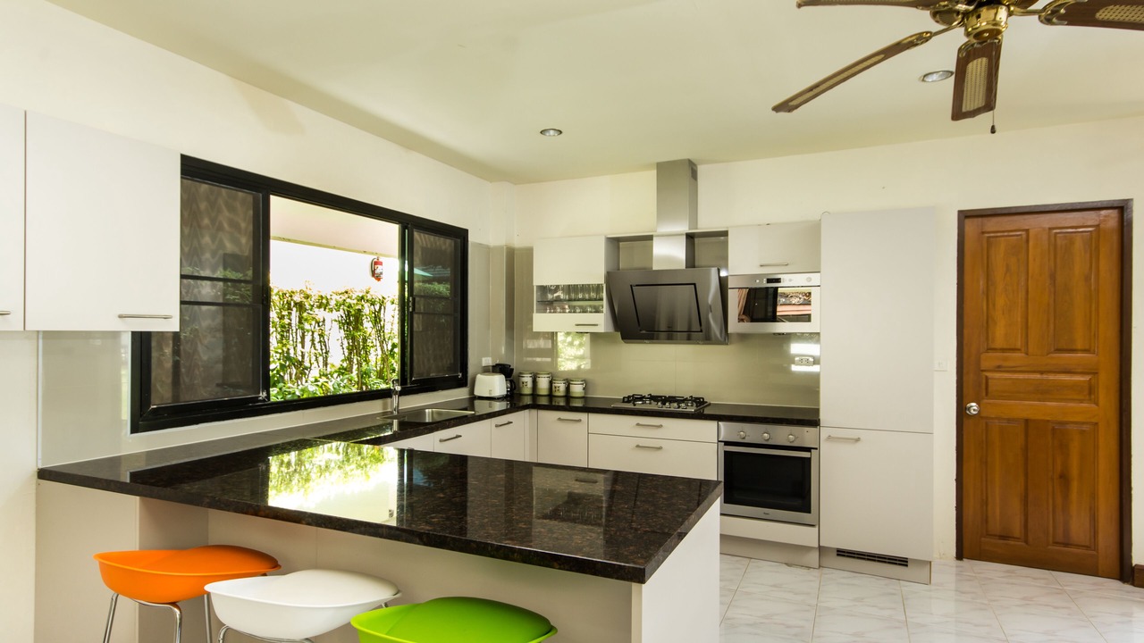 Photo of Kitchen in Moo 5