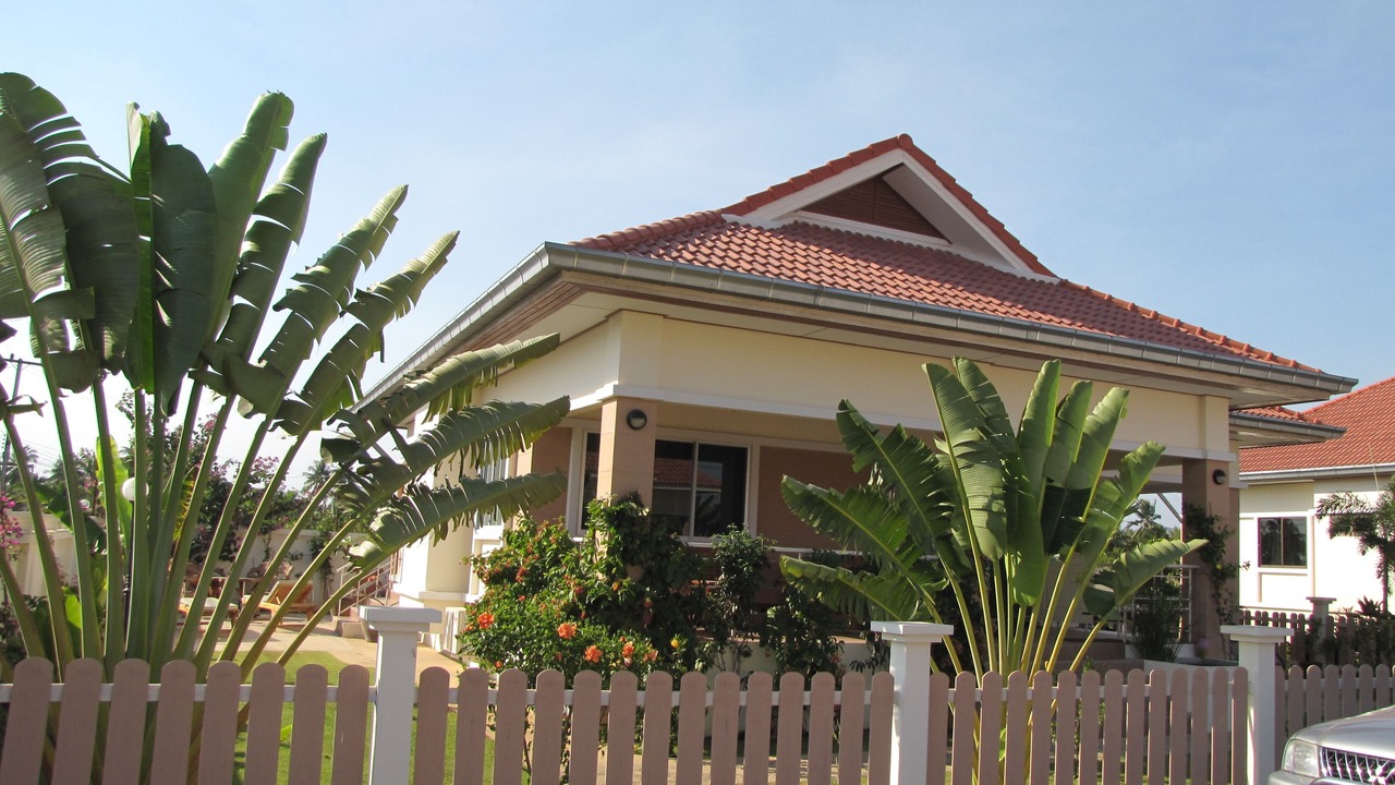 Photo of Others in Hin Lek Fai
