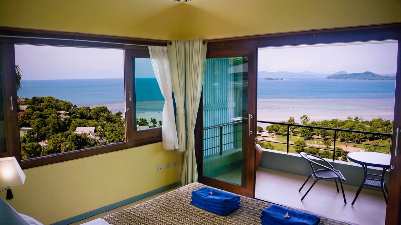 Photo of Patio Balcony in Laem Set