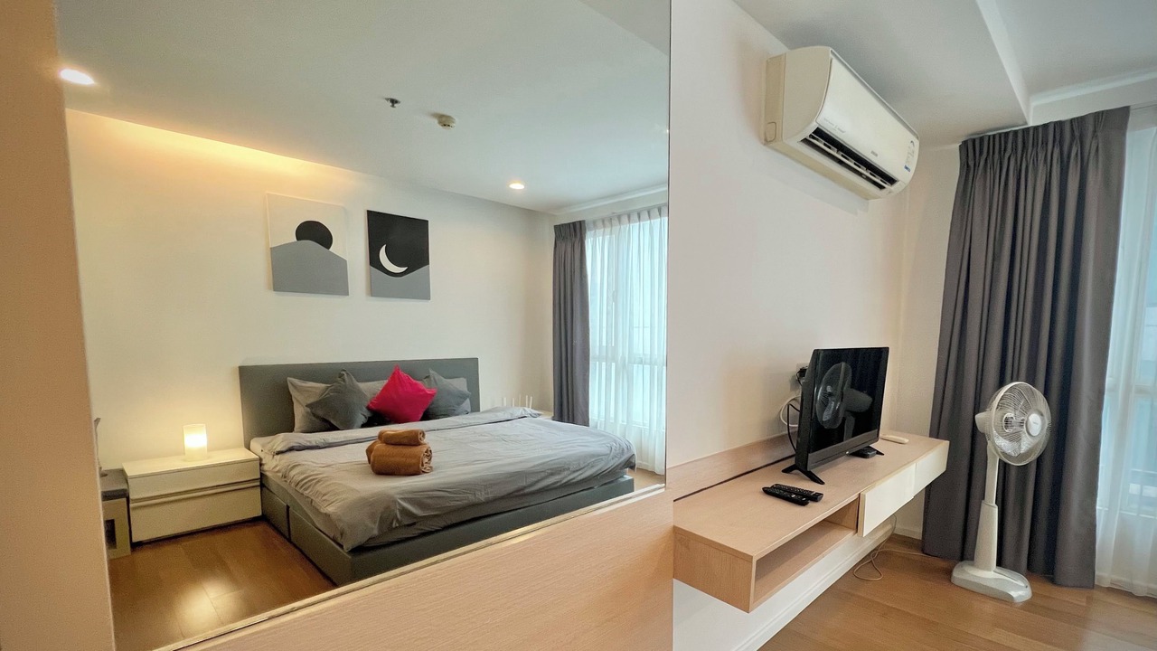 Photo of Bedroom in Khlong Toei Nuea