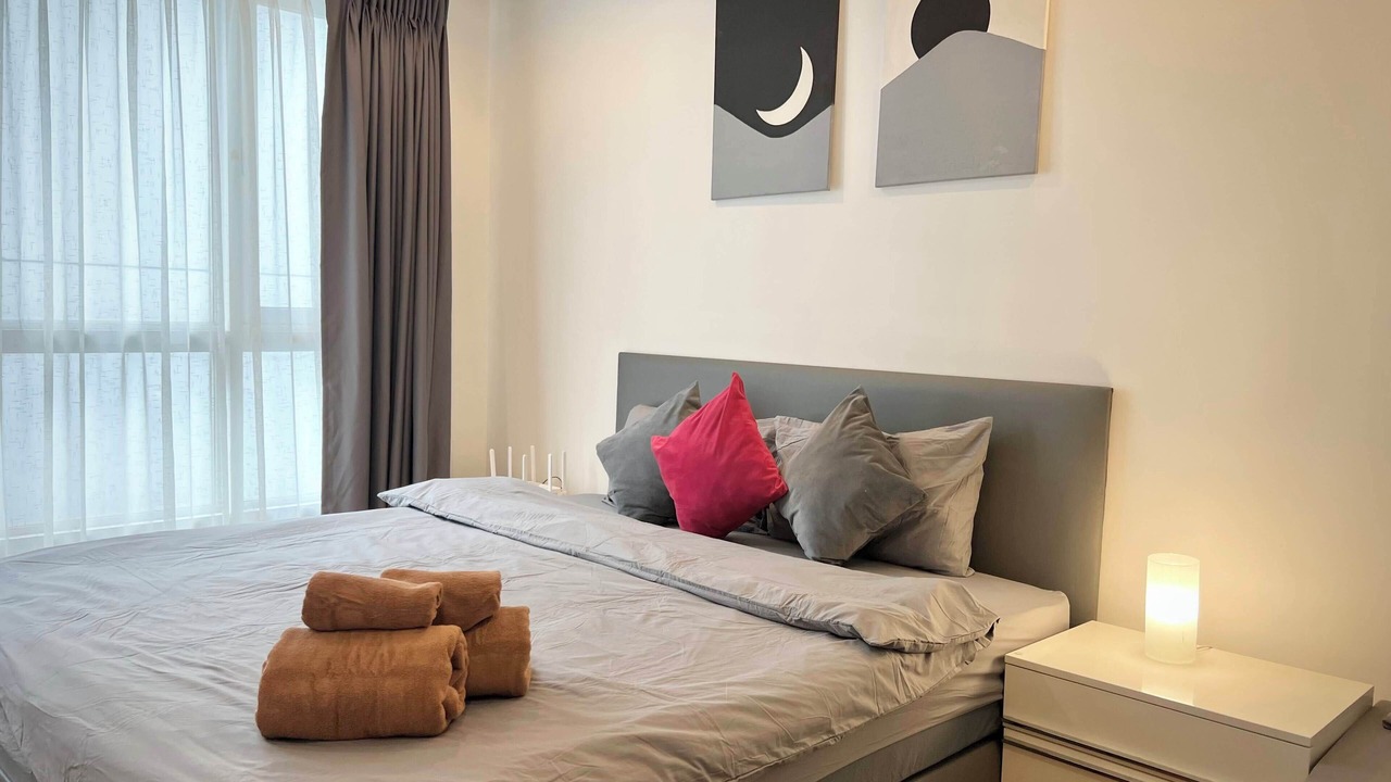 Photo of Bedroom in Khlong Toei Nuea