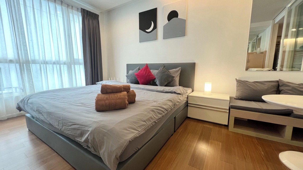 Photo of Bedroom in Khlong Toei Nuea