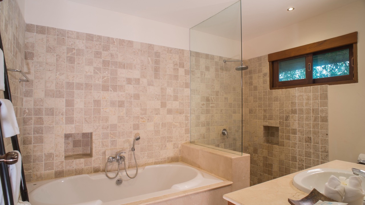 Photo of Bathroom in Hua Thanon