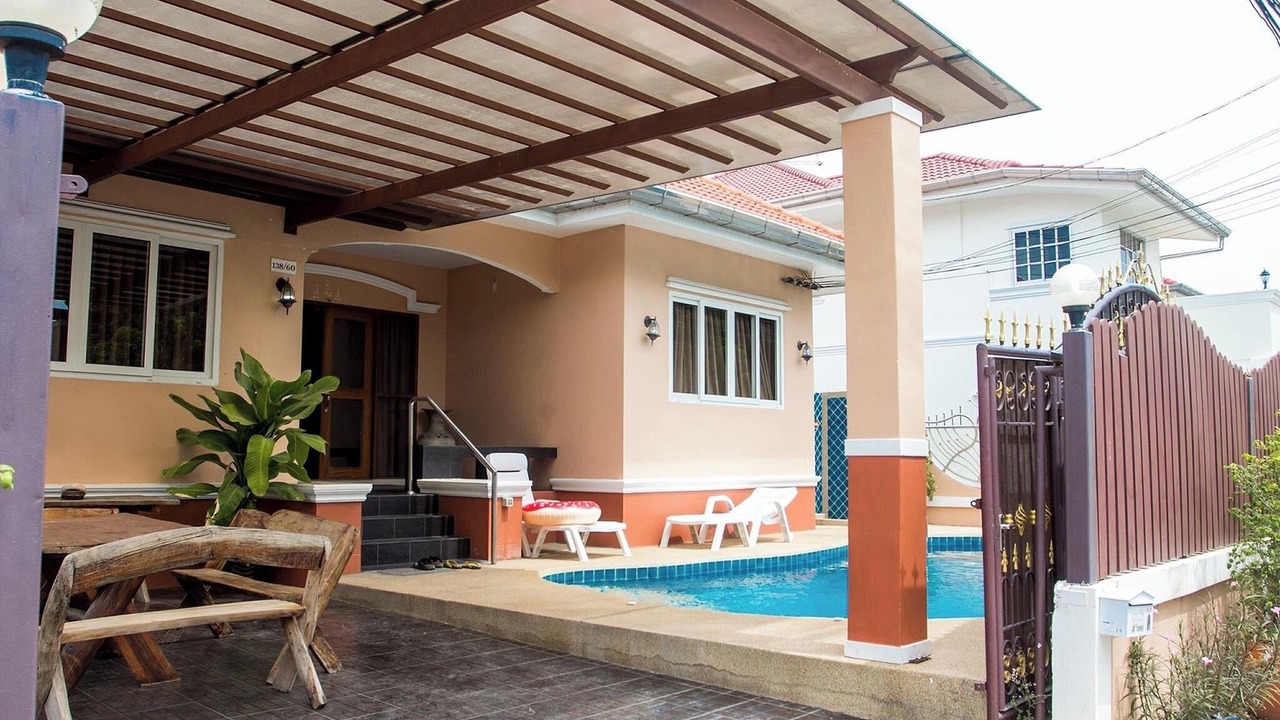 Photo of Outdoor in Na Kluea
