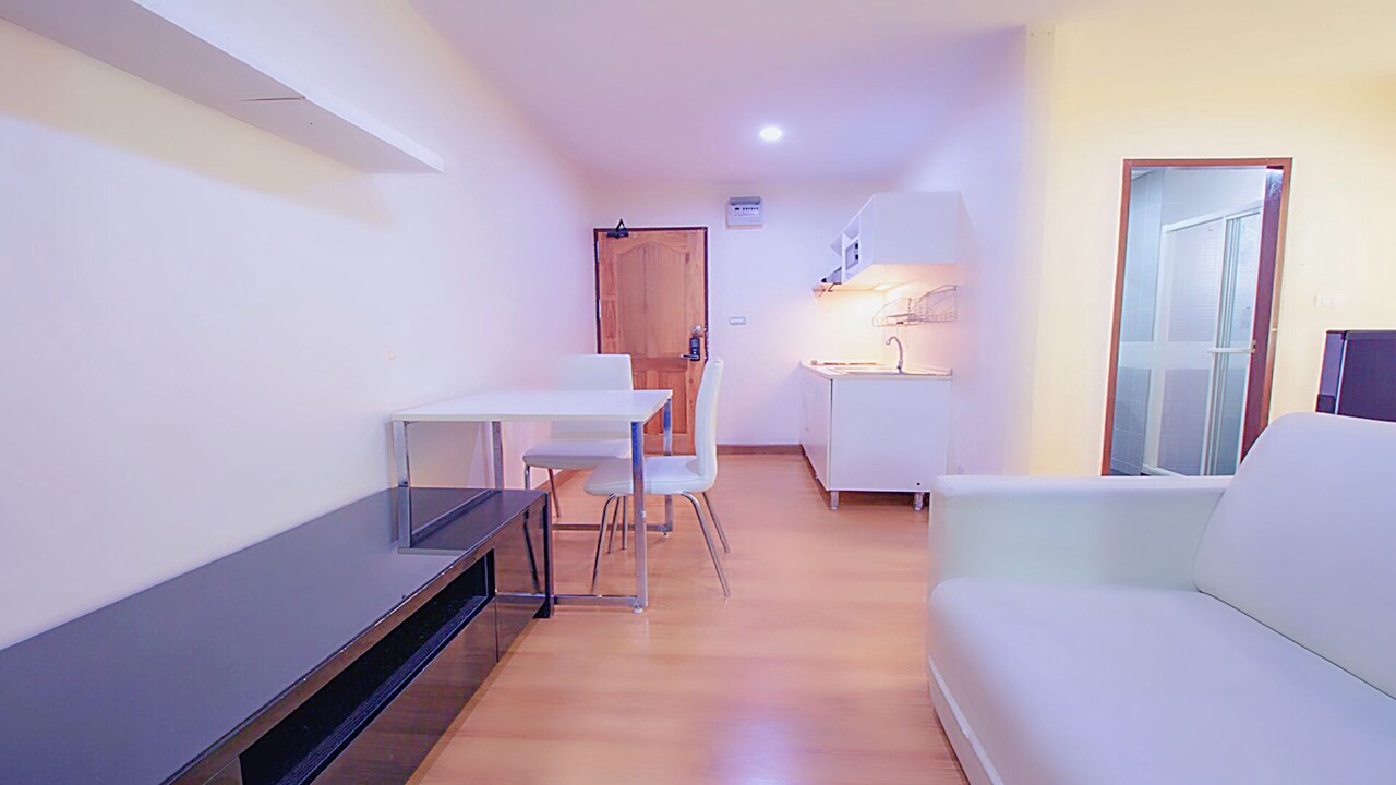 Photo of Bedroom in Ratchadaphisek